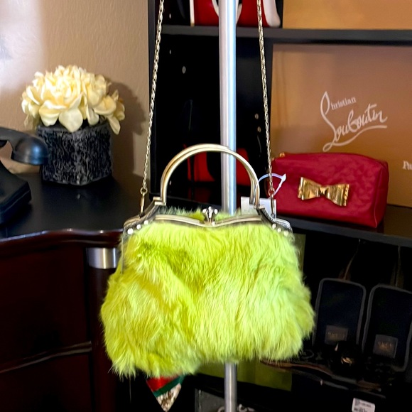 Handbags - Vintage Furry Clutch